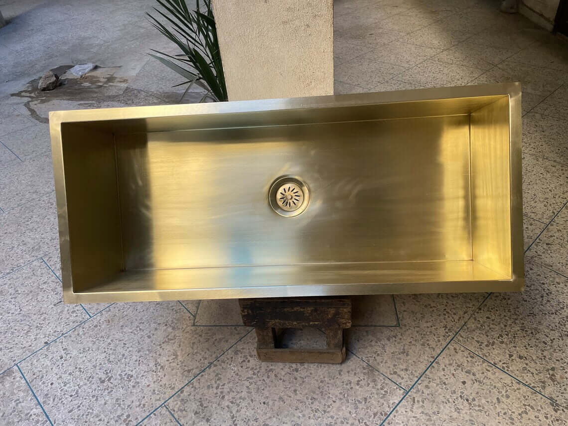Custom Brass Kitchen Sink 32/18/10 Inch / rectangular