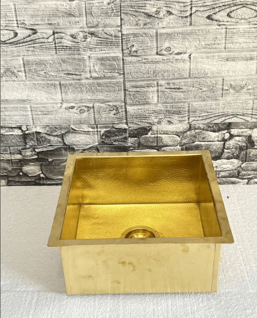 Brass sink Hammered – Versatile for Kitchen, Bar, and Outdoor Spaces / square