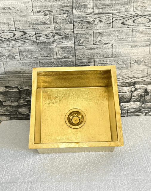 Brass sink Hammered – Versatile for Kitchen, Bar, and Outdoor Spaces / square