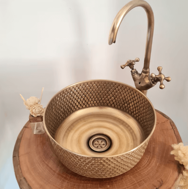 Mid-Century Modern Hammered Brushed Brass Sink - Luxury Bathroom Fixture / sink cell