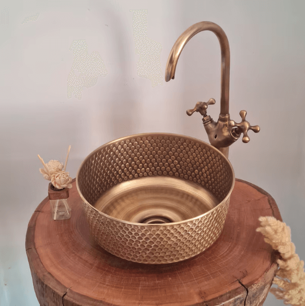 Mid-Century Modern Hammered Brushed Brass Sink - Luxury Bathroom Fixture / sink cell