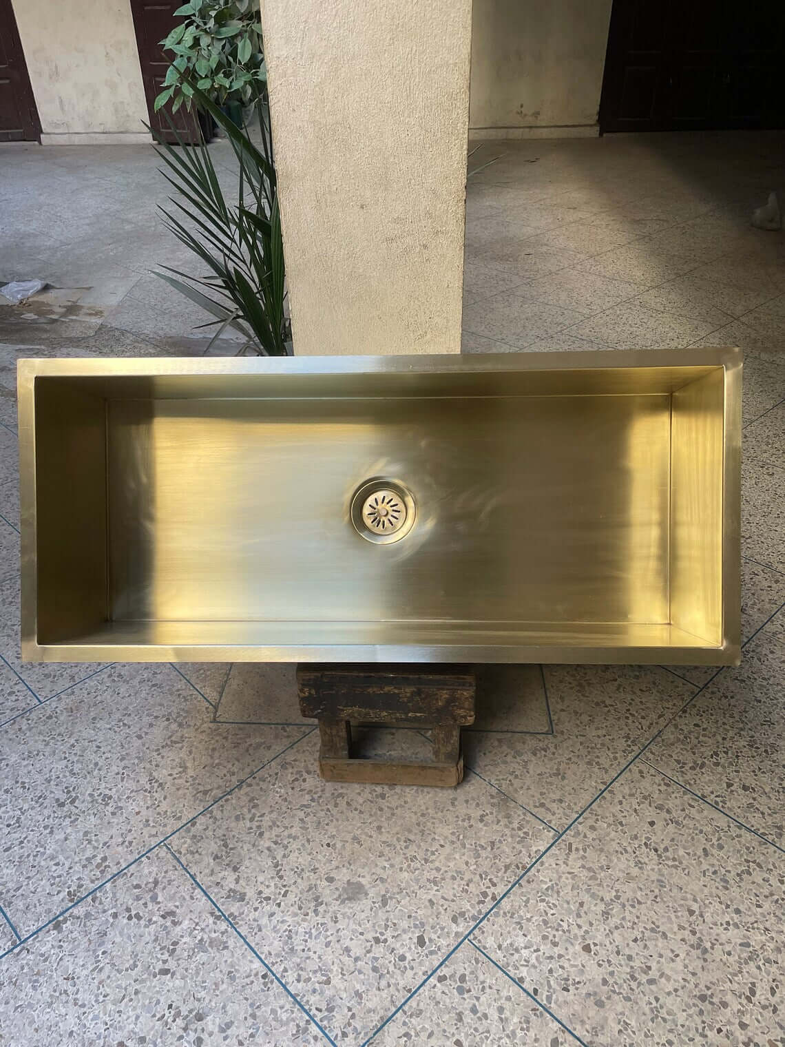 Custom Brass Kitchen Sink 32/18/10 Inch / rectangular